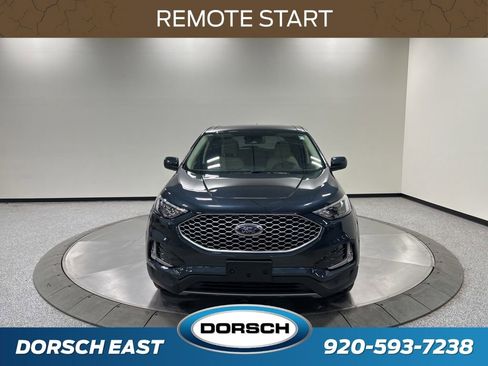 Certified 2024 Ford Edge SEL w/ Convenience Package image 3