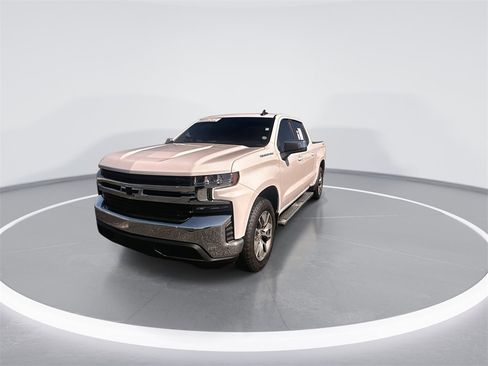 Used 2022 Chevrolet Silverado 1500 LT image 4