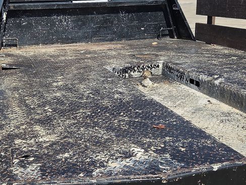 Used 2016 Chevrolet Silverado 3500 LT w/ LT Convenience Package image 8