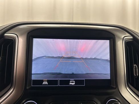 Used 2021 Chevrolet Silverado 1500 LT Trail Boss w/ Convenience Package II image 19