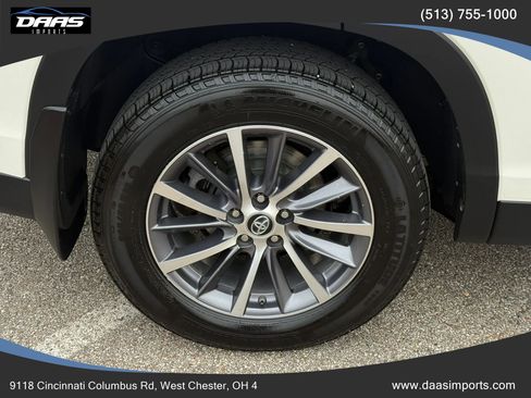 Used 2019 Toyota Highlander XLE image 56