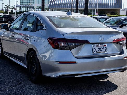 Used 2025 Honda Civic LX image 4