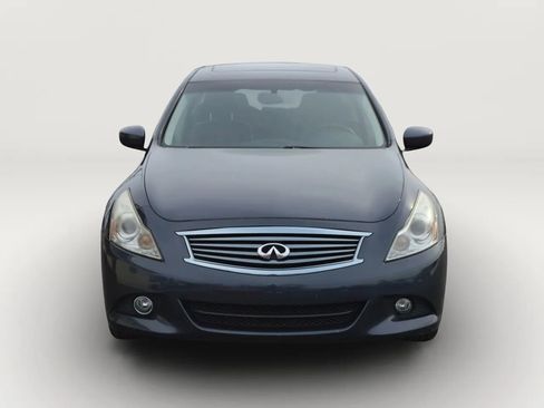 Used 2011 INFINITI G37 G37x Sedan 4D w/ Premium Pkg image 4