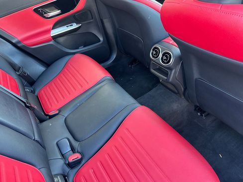 Certified 2024 Mercedes-Benz GLC 43 AMG 4MATIC image 30