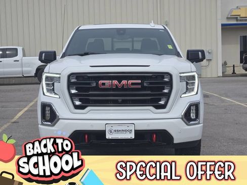 Used 2021 GMC Sierra 1500 AT4 w/ AT4 Value Package AWD/4WD image 2