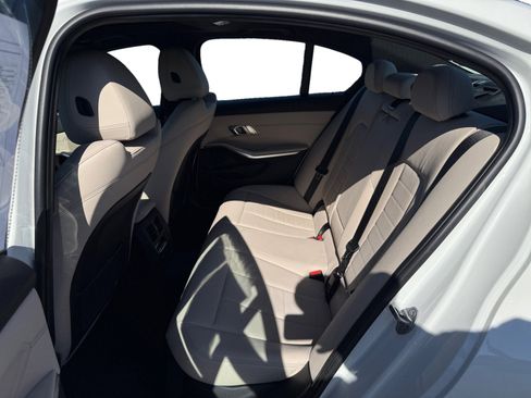 Used 2019 BMW 330i Sedan RWD image 16