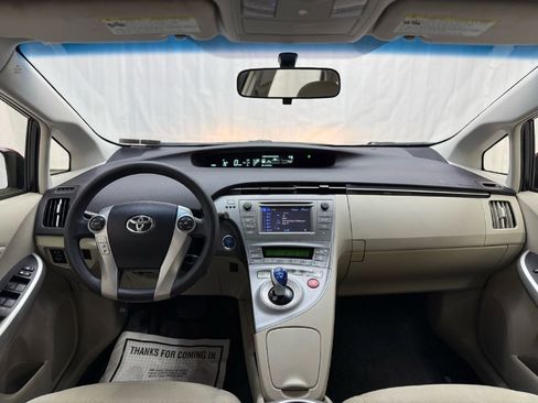Used 2013 Toyota Prius Three image 20