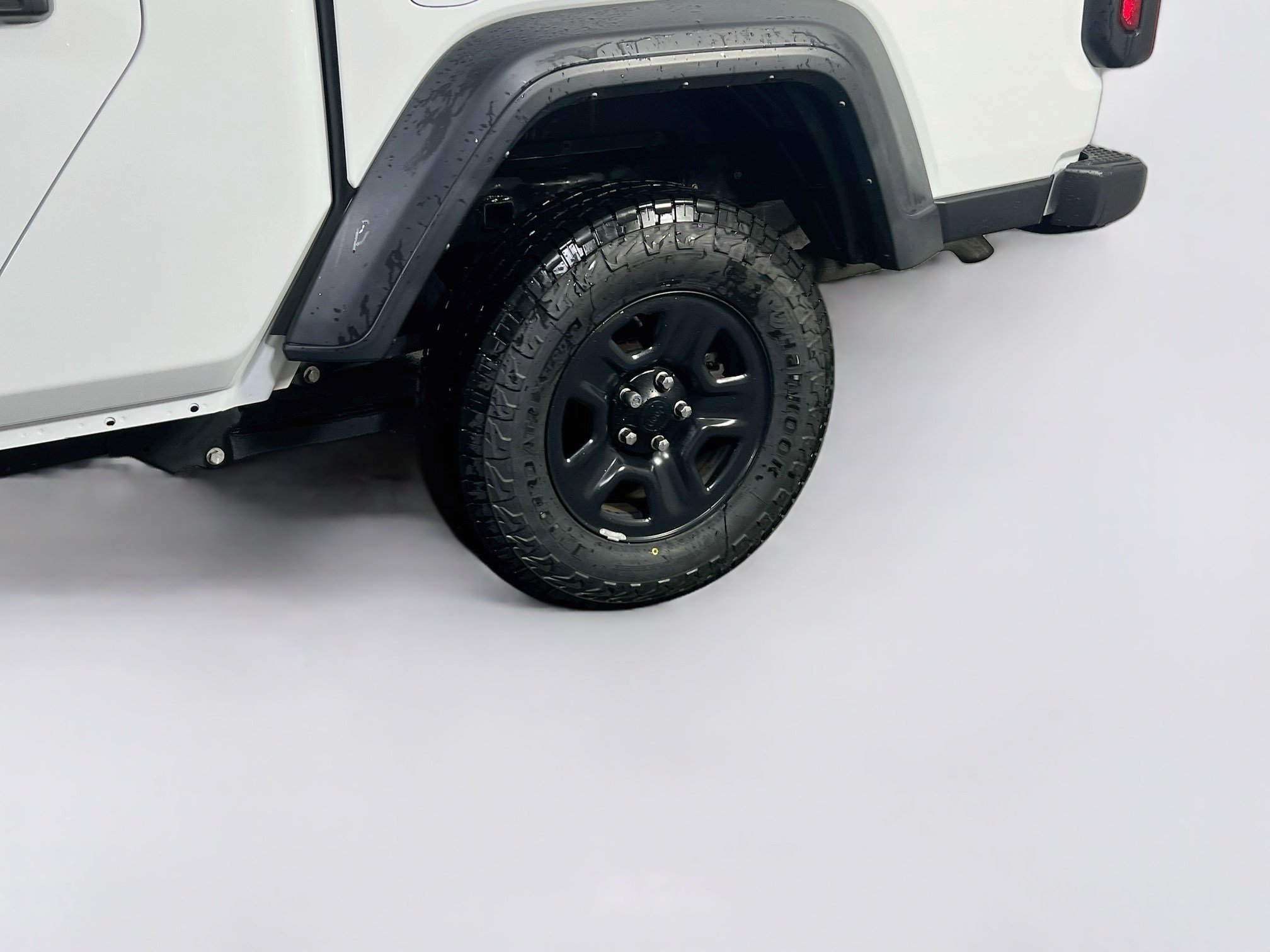 Used 2023 Jeep Gladiator Sport w/ Trailer Tow Package AWD/4WD image 28