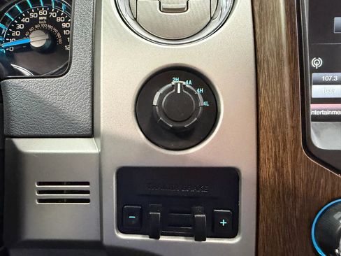 Used 2014 Ford F150 Lariat w/ Equipment Group 502A Luxury AWD/4WD image 25