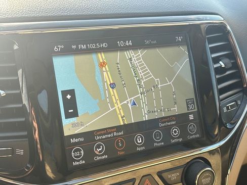 Used 2021 Jeep Grand Cherokee Limited image 27