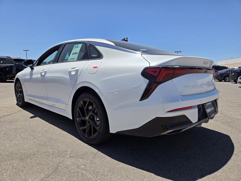 New 2026 Kia K5 GT-Line w/ GT-Line Premium Package FWD image 4