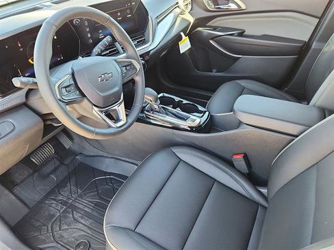 New 2026 Chevrolet Trax ACTIV w/ Driver Confidence Package image 7