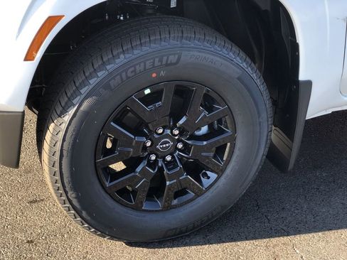 New 2026 Nissan Frontier SV w/ SV Convenience Package AWD/4WD image 10