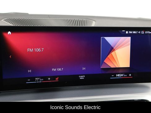 Used 2023 BMW i4 eDrive40 w/ M Sport Package image 32