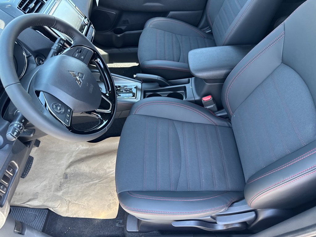 New 2027 Mitsubishi Outlander Sport SE FWD image 20