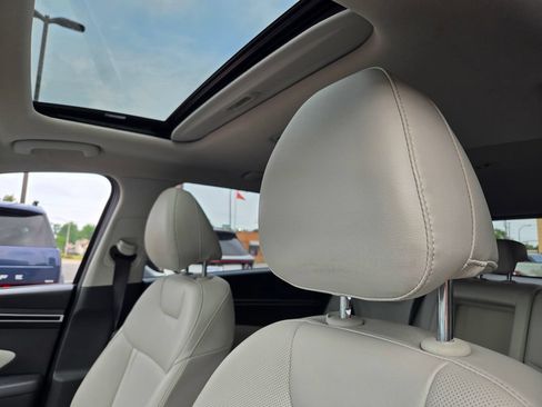 Certified 2023 Hyundai Tucson SEL w/ Convenience Package FWD image 29