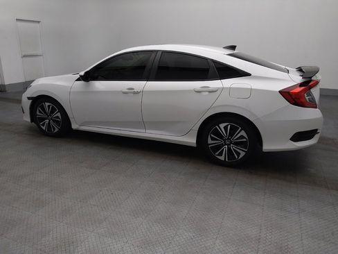 Used 2018 Honda Civic EX-T image 3