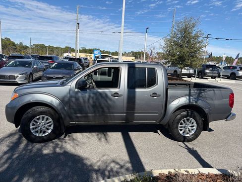 Used 2019 Nissan Frontier SV w/ Value Truck Package image 4