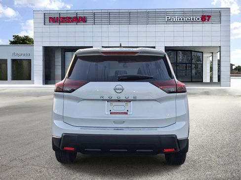 New 2026 Nissan Rogue SV FWD image 4