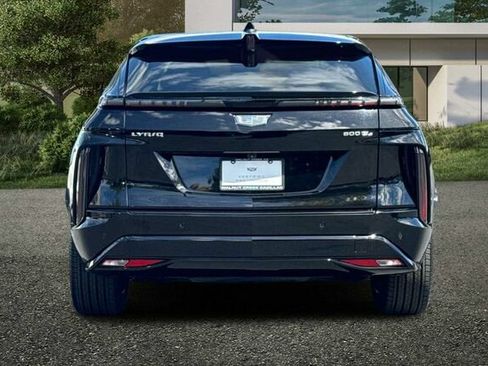 Certified 2024 Cadillac Lyriq Sport w/ LPO, Floor Liner Package AWD/4WD image 5