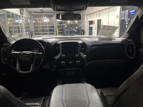 Used 2023 GMC Sierra 2500 SLT w/ SLT Convenience Package AWD/4WD image 32