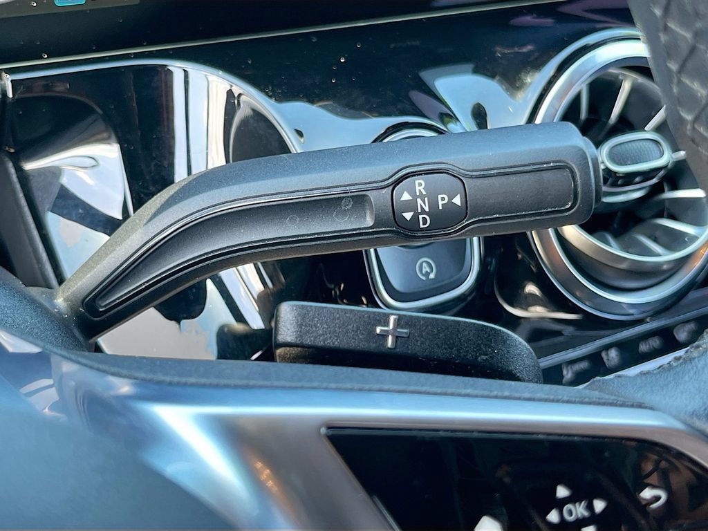 Used 2025 Mercedes-Benz GLA 250 image 16