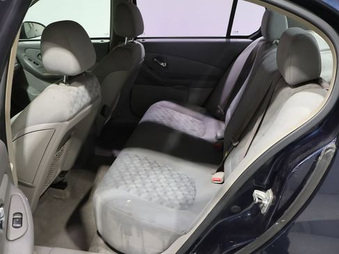 Used 2005 Chevrolet Malibu V6 w/ Preferred Equipment Group image 17