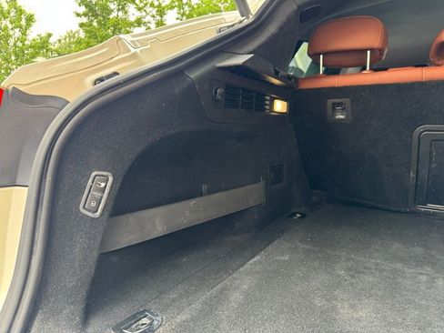 Used 2019 Maserati Levante image 41