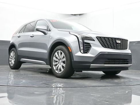 Used 2023 Cadillac XT4 Premium Luxury image 40