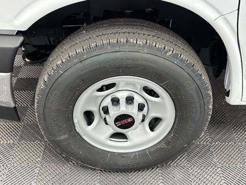 New 2025 GMC Savana 2500 w/ Driver Convenience Package image 13