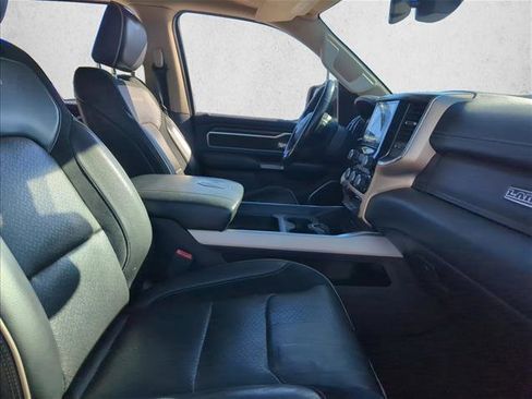 Used 2019 RAM 1500 Laramie image 18