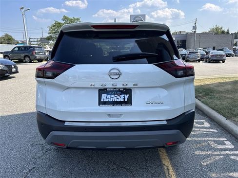 Certified 2023 Nissan Rogue SV w/ SV Premium Package image 26