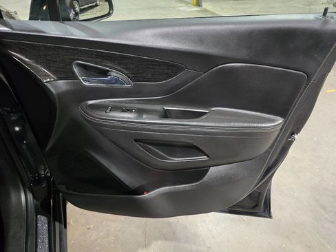 Used 2016 Buick Encore Convenience AWD/4WD image 29