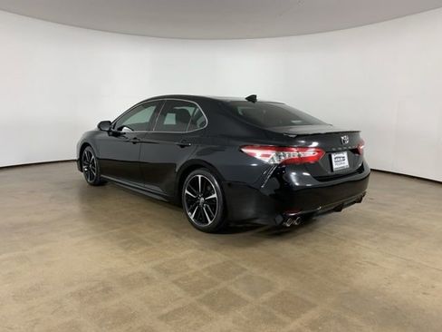 Used 2020 Toyota Camry XSE FWD image 12