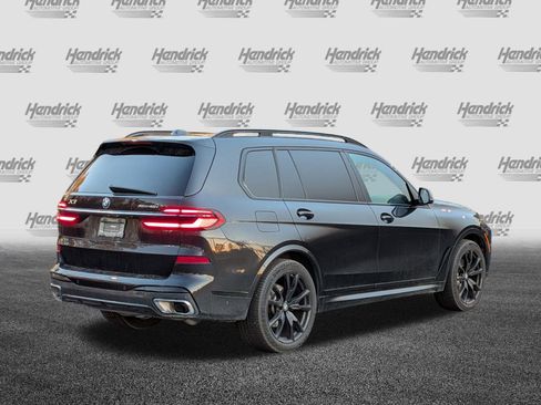 Used 2023 BMW X7 xDrive40i w/ Executive Package image 9
