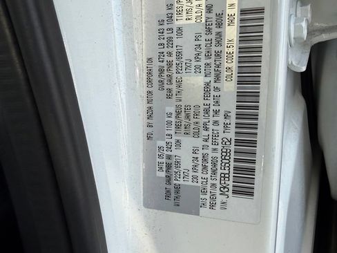 Used 2025 MAZDA CX-5 AWD 2.5 S w/ Select Package image 11