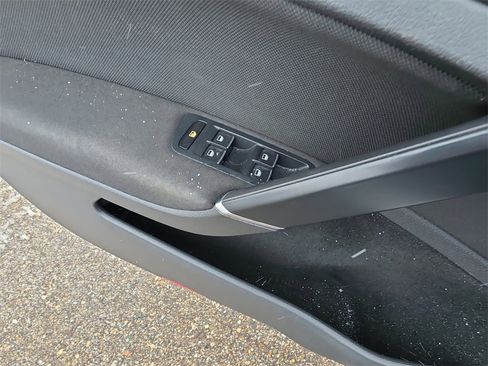 Used 2015 Volkswagen Golf 2.0T S image 21