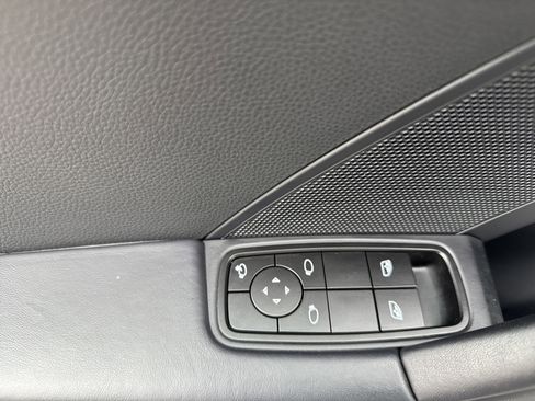 Used 2024 Porsche 911 Carrera w/ Premium Package image 15