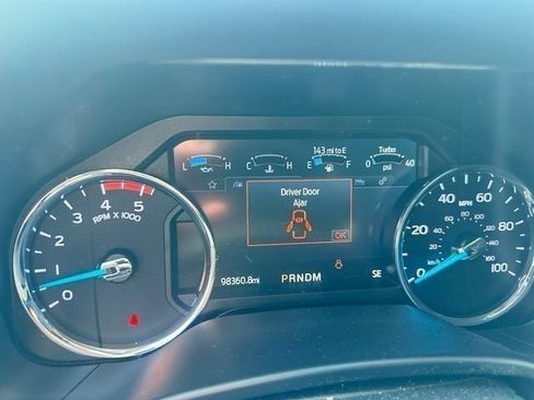 Used 2020 Ford F250 Lariat w/ Lariat Ultimate Package AWD/4WD image 4