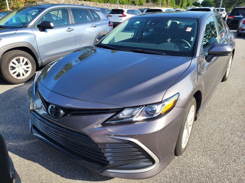 Used 2024 Toyota Camry LE FWD image 2