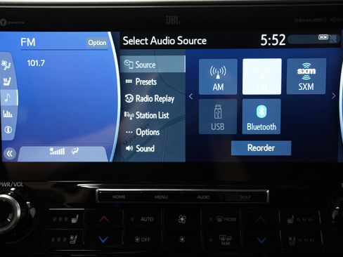 Used 2022 Toyota Highlander Limited AWD/4WD image 27