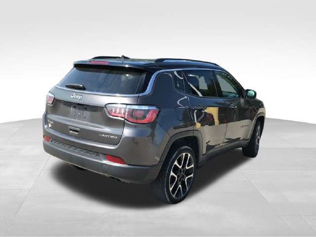 Used 2018 Jeep Compass Limited w/ Navigation Group AWD/4WD image 29