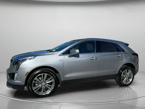 Used 2025 Cadillac XT5 Premium Luxury image 13