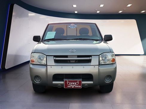 Used 2001 Nissan Frontier XE image 8