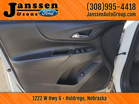 Used 2020 Chevrolet Equinox LT image 19