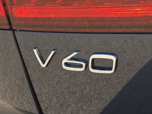 New 2026 Volvo V60 B5 Cross Country Plus w/ Protection Package Premier image 17