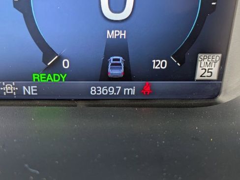 Used 2025 Ford F150 King Ranch w/ FX4 Off-Road Package image 35