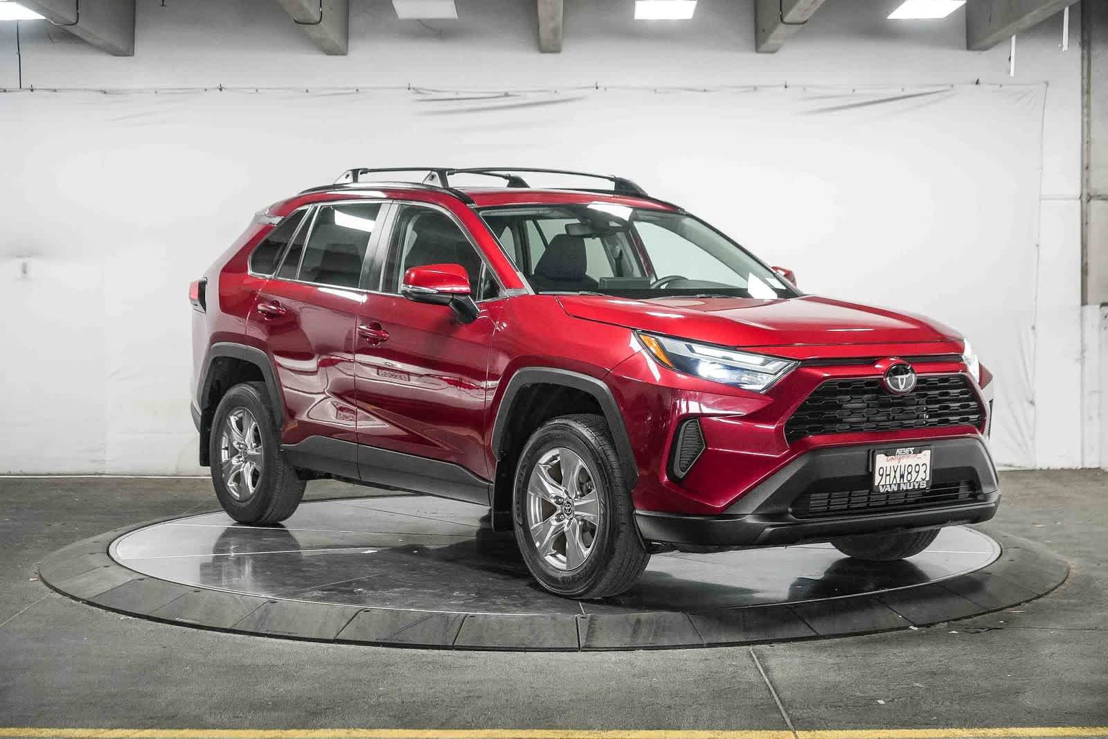 Certified 2023 Toyota RAV4 XLE w/ Convenience Package FWD image 8