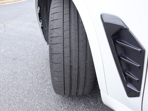 Used 2024 BMW X5 M60i image 44