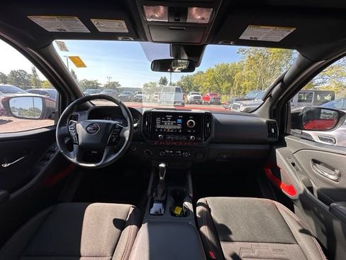 Used 2025 Nissan Frontier PRO-4X w/ Interior Protection Package AWD/4WD image 2